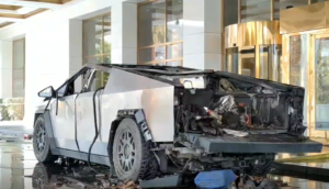 Tesla Cybertruck Fire